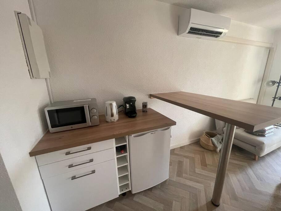 Appartement Cap D'Agde Dans Residence Avec Piscine Bagian luar foto