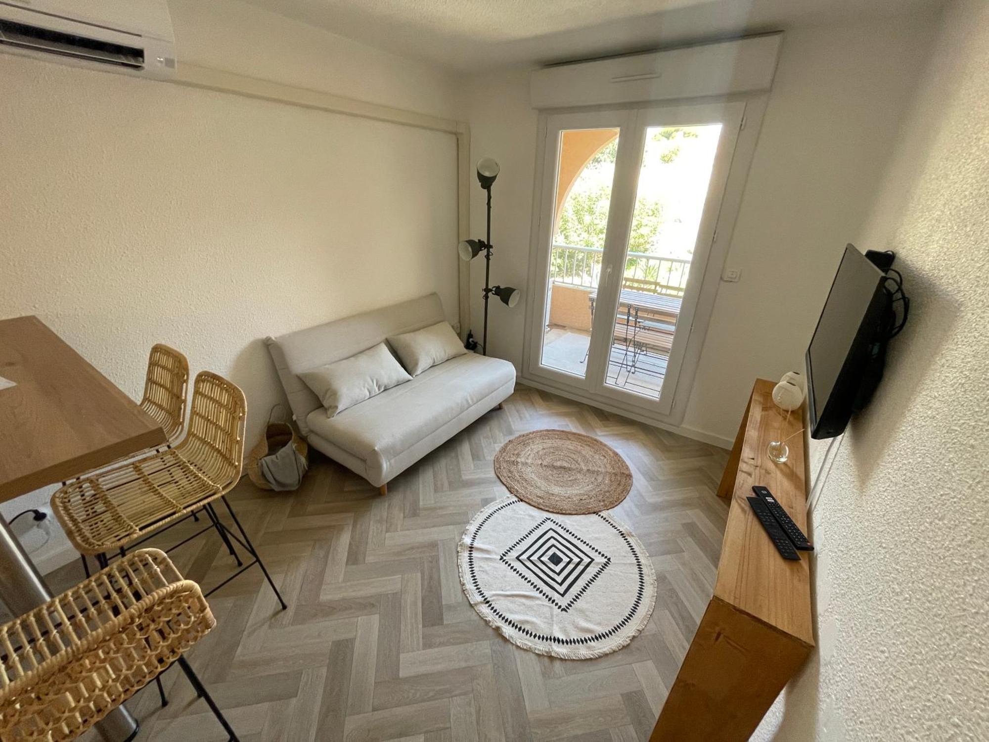 Appartement Cap D'Agde Dans Residence Avec Piscine Bagian luar foto
